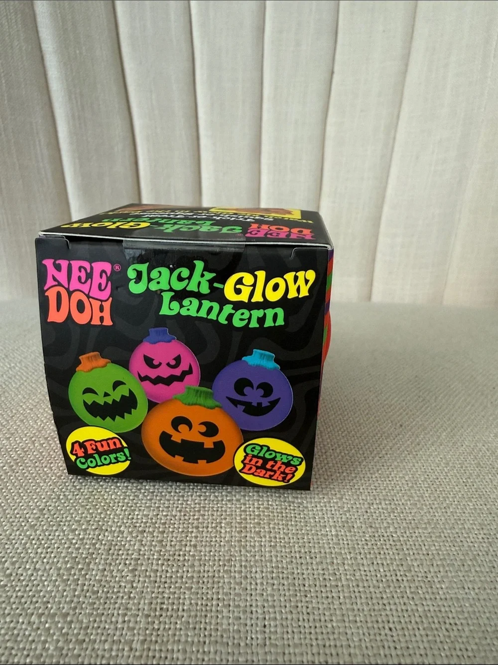 NEW NeeDoh Jack-Glow Lantern GLOWS IN THE DARK orange pumpkin Halloween squishy